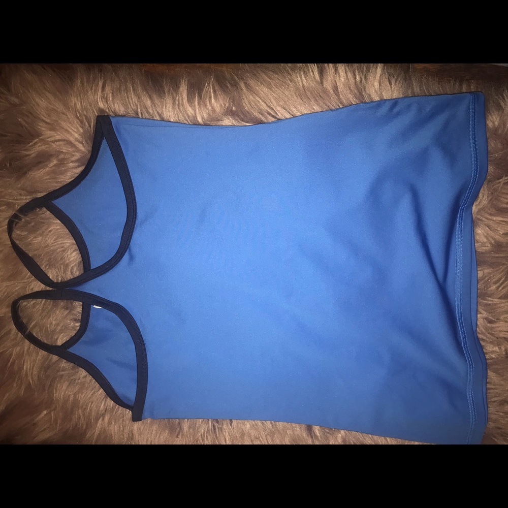 Under arm - Picture 2 of 3